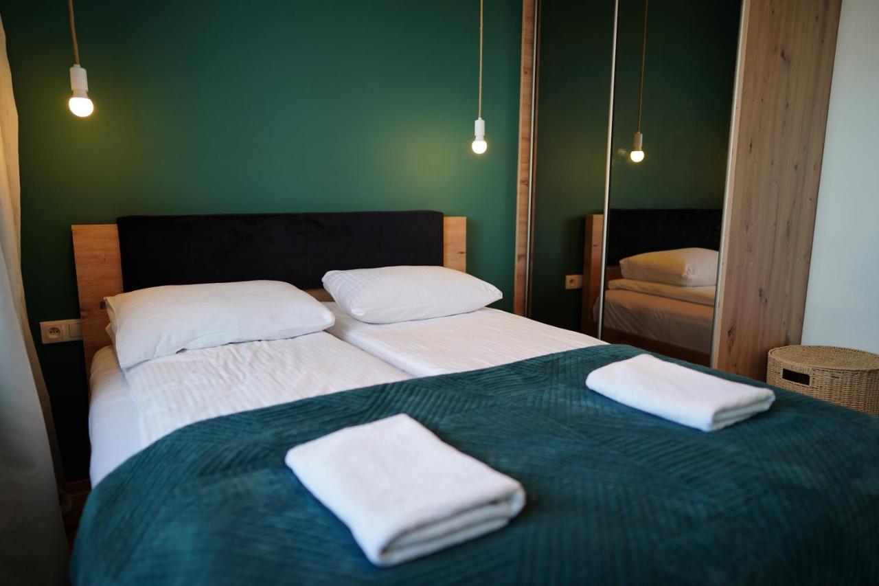 3 Rooms Apartment Podgorze Citybeat #3 Cracóvia Exterior foto