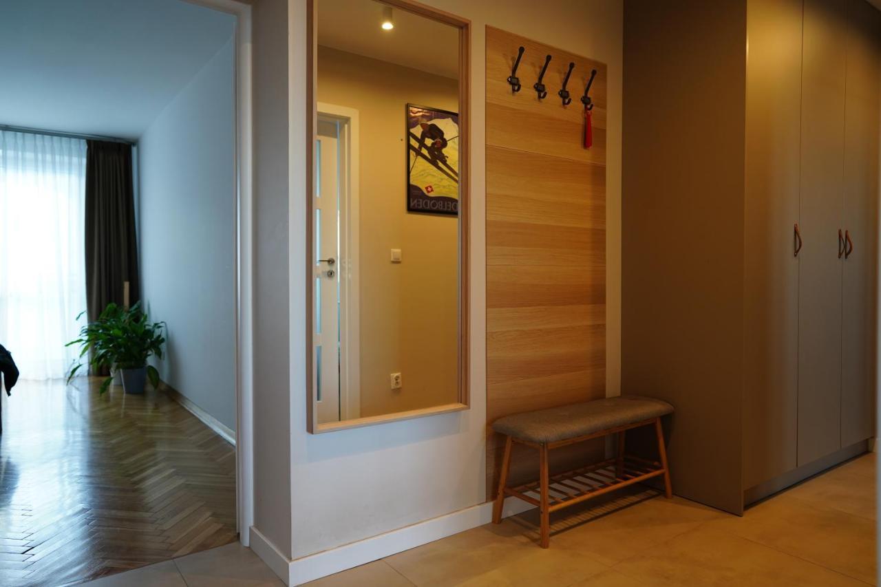 3 Rooms Apartment Podgorze Citybeat #3 Cracóvia Exterior foto